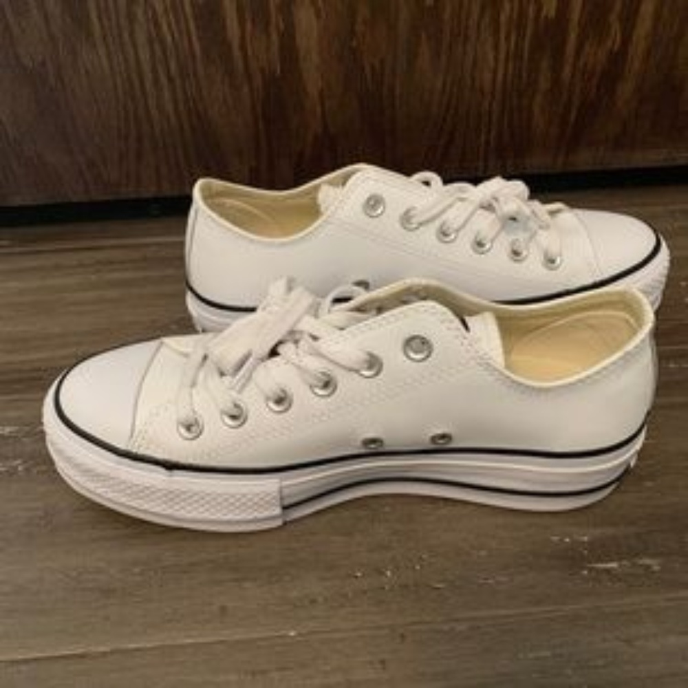 White Leather Chuck Taylor Platform Sneaker-6 1/2
